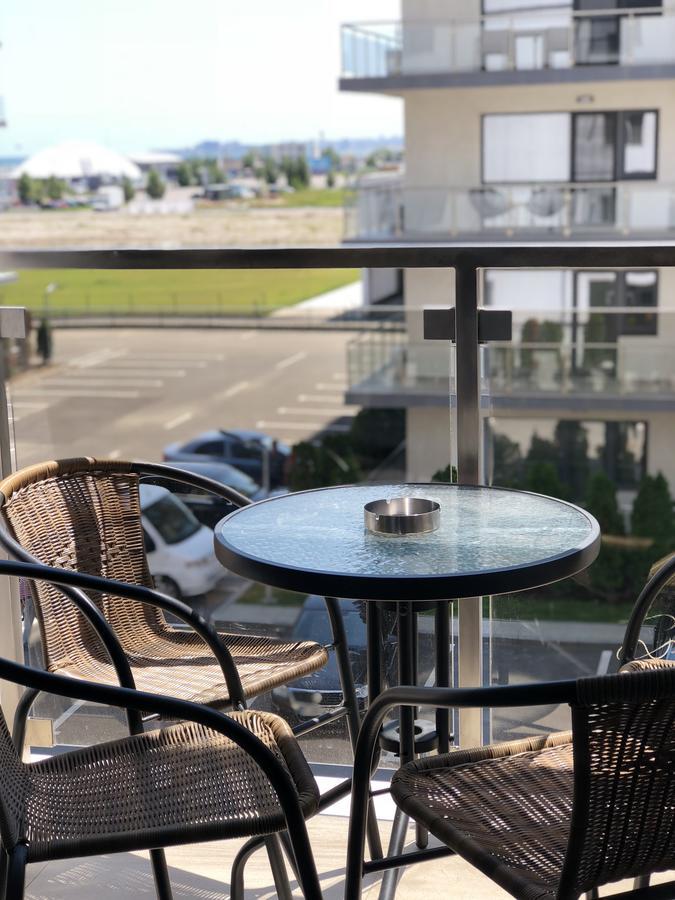 Del Sol Summerland Apartment